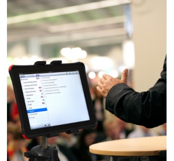 iPad / iPad Pro Tripod Mount (tripod not included)