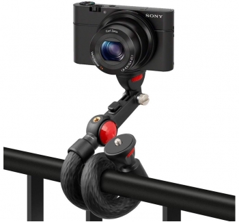 Waterproof Flexible Monopod for Smartphone/iPad with Bluetooth Remote